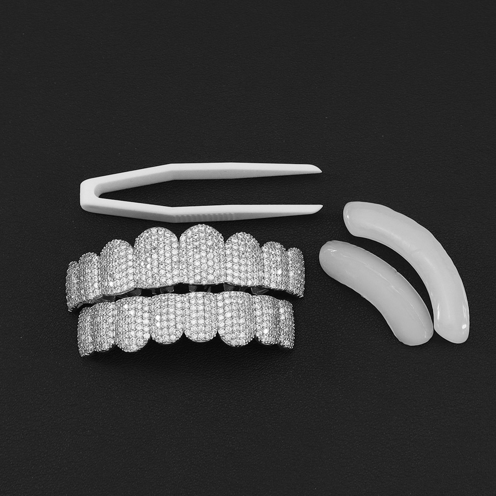 Teeth Whitening Moulds - Grillz dentaire plaqué argent entièrement serti